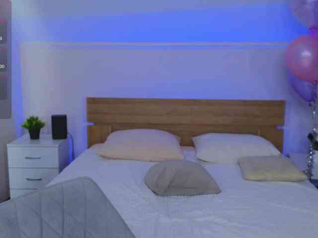 LeilaFlower webcam