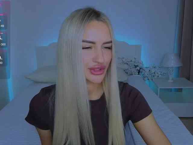 LeilaFlower webcam