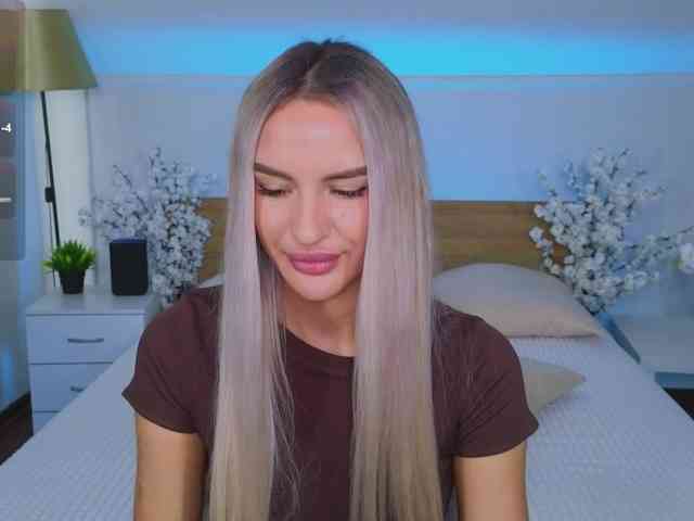 LeilaFlower webcam