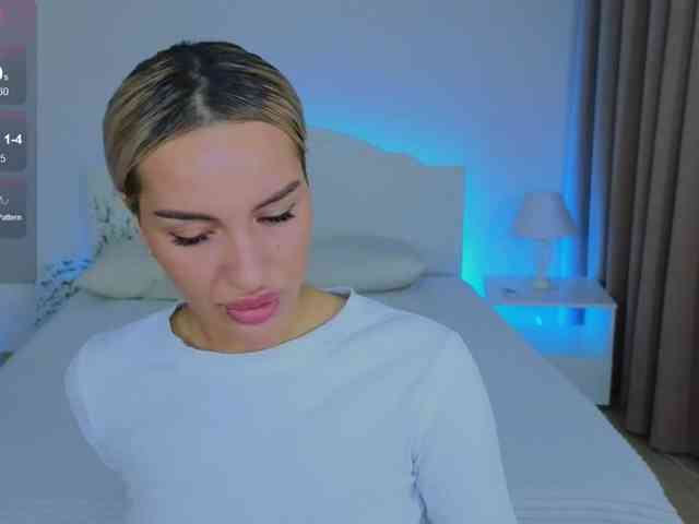 LeilaFlower webcam