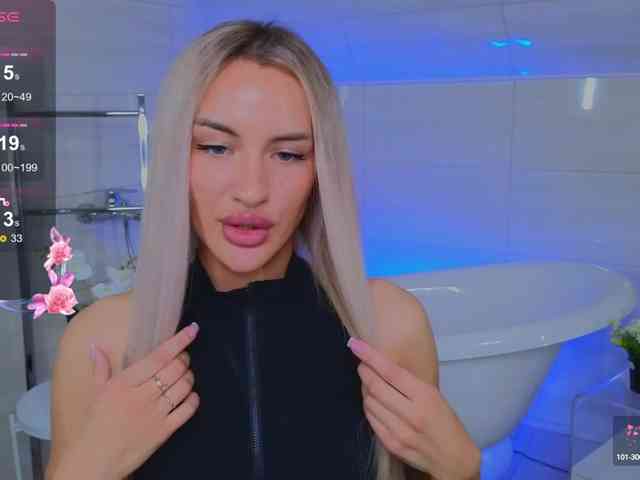 LeilaFlower webcam