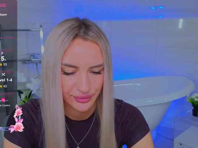 LeilaFlower webcam