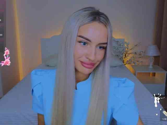 LeilaFlower webcam