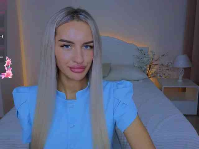 LeilaFlower webcam