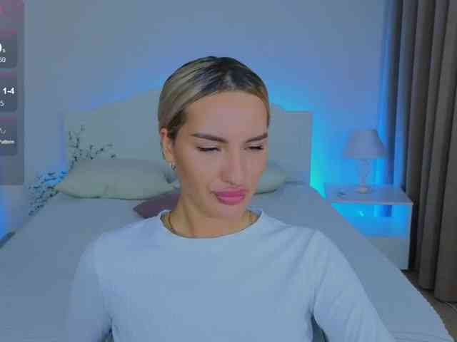 LeilaFlower webcam