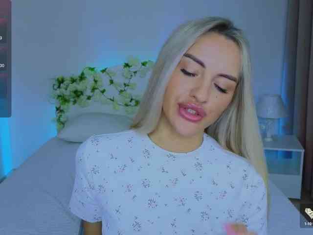 LeilaFlower webcam