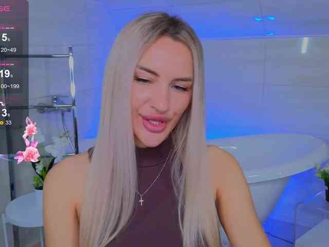 LeilaFlower webcam