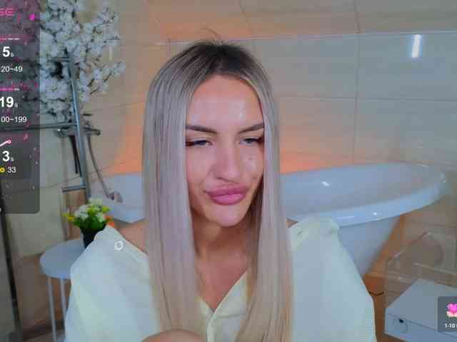 chat cam online LeilaFlower