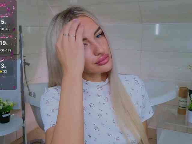 LeilaFlower webcam