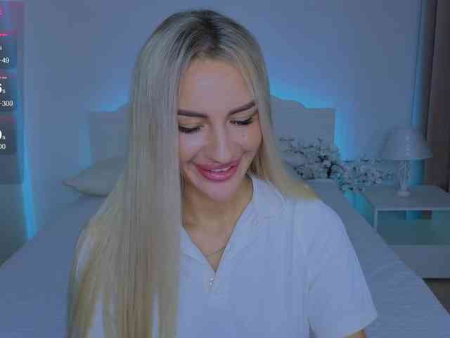 LeilaFlower webcam