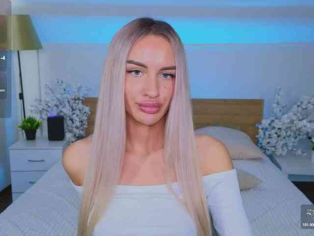 LeilaFlower webcam