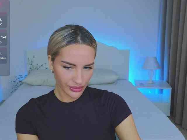 LeilaFlower webcam