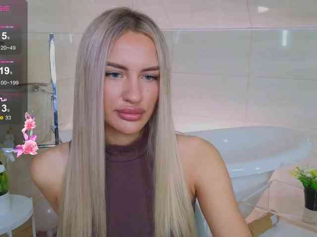 LeilaFlower webcam
