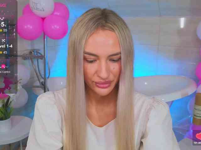 LeilaFlower webcam