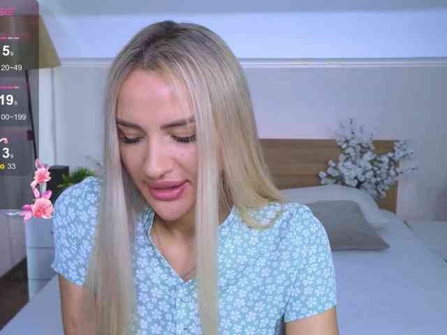 LeilaFlower webcam