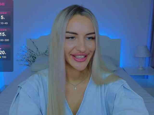 LeilaFlower webcam