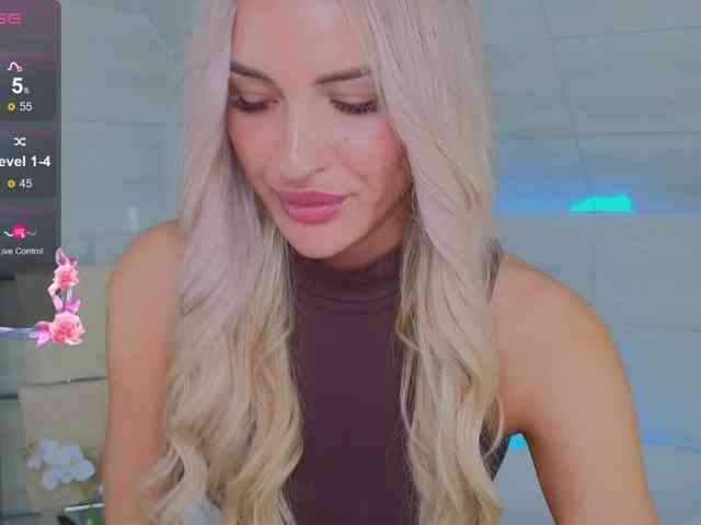 LeilaFlower webcam