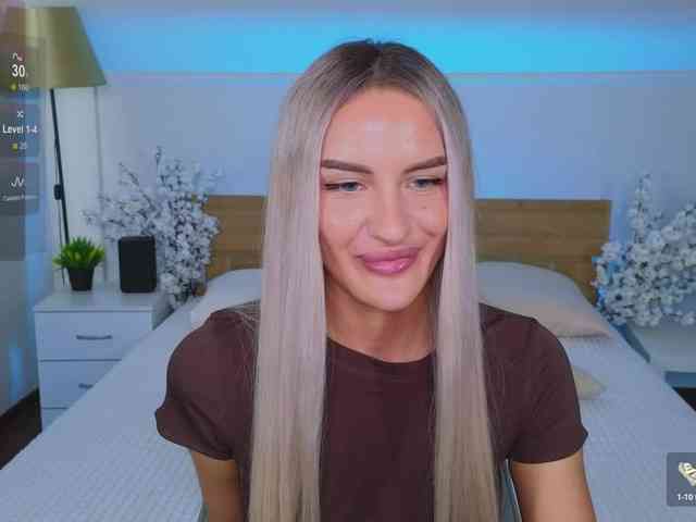LeilaFlower webcam