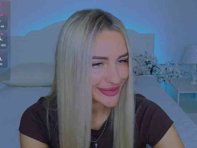 LeilaFlower webcam