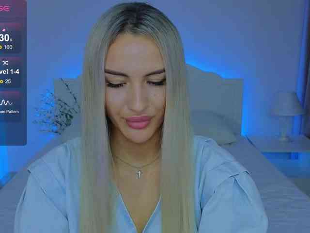 LeilaFlower webcam