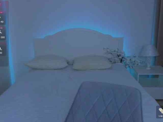 LeilaFlower webcam