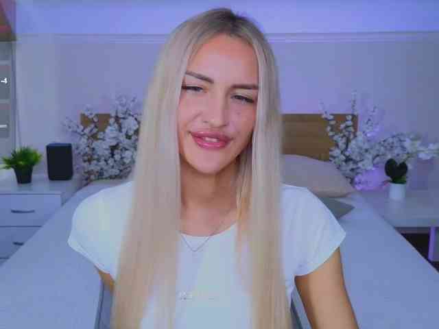 LeilaFlower webcam