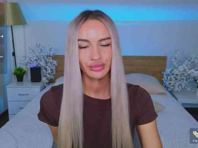 LeilaFlower webcam