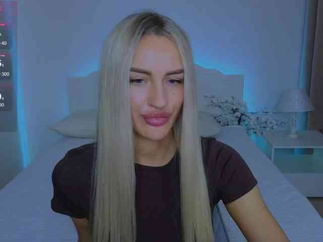LeilaFlower webcam