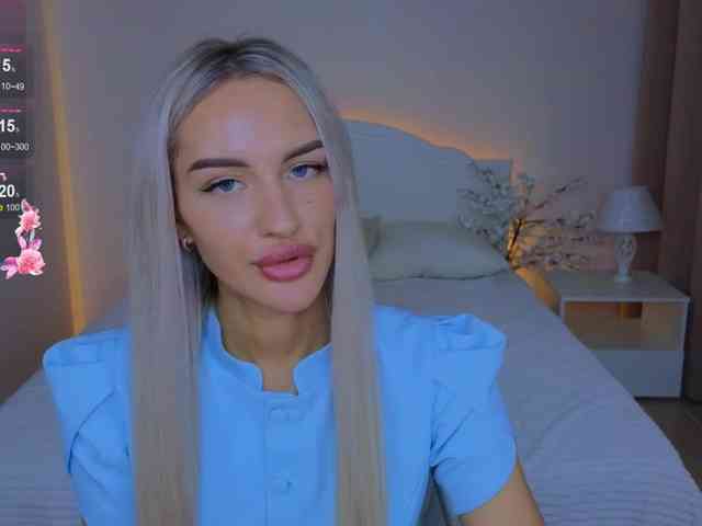 LeilaFlower webcam