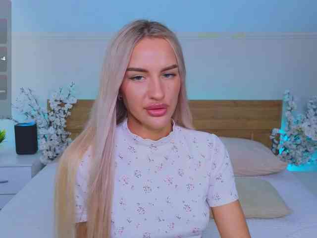 LeilaFlower Live Webcam on BongaCams