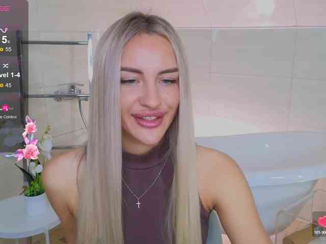 LeilaFlower webcam