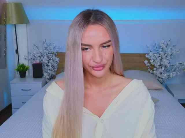 LeilaFlower webcam