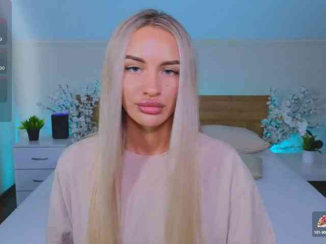LeilaFlower webcam