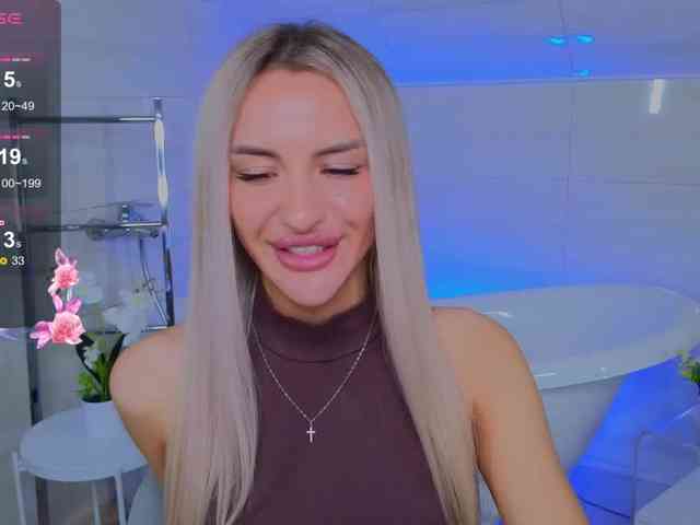 LeilaFlower webcam