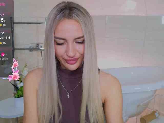 LeilaFlower webcam