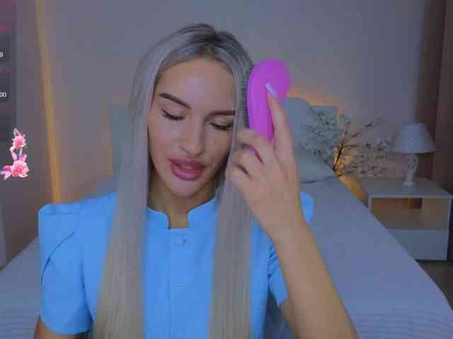 LeilaFlower webcam