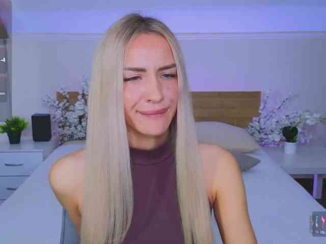 LeilaFlower webcam