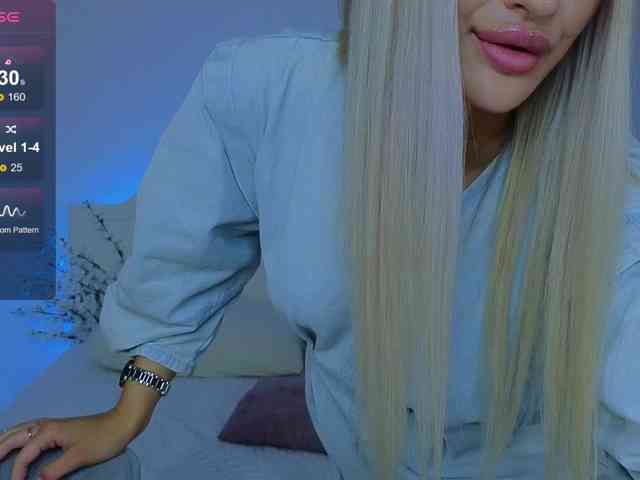 LeilaFlower webcam