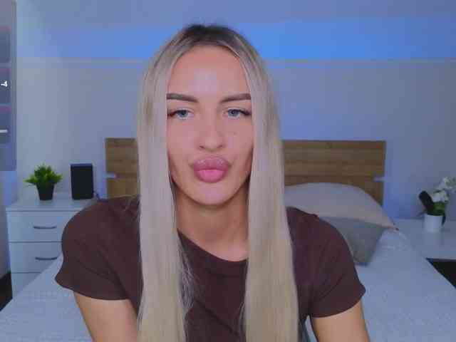 LeilaFlower Live Webcam on BongaCams