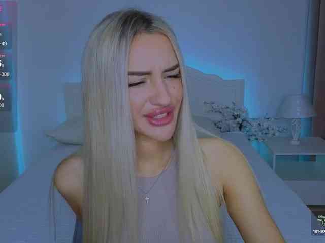 LeilaFlower webcam