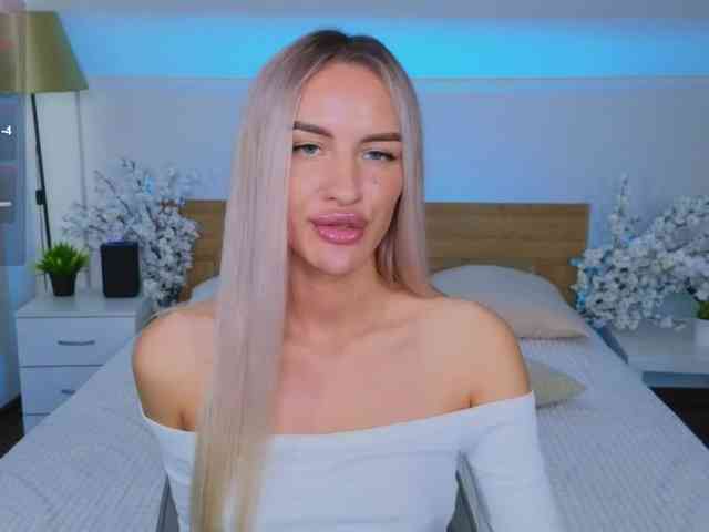 LeilaFlower webcam