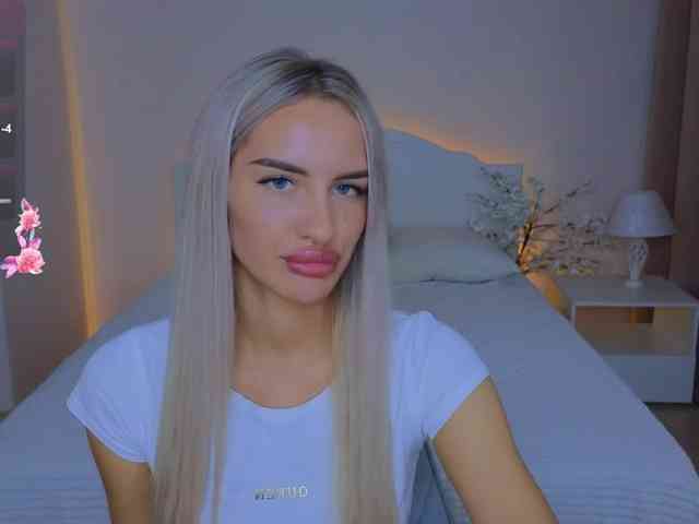 LeilaFlower webcam