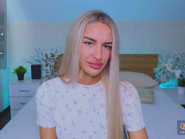 LeilaFlower webcam