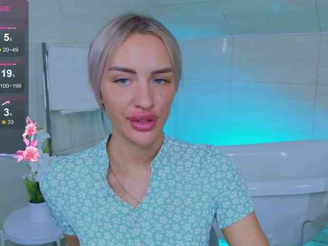 live free chat LeilaFlower