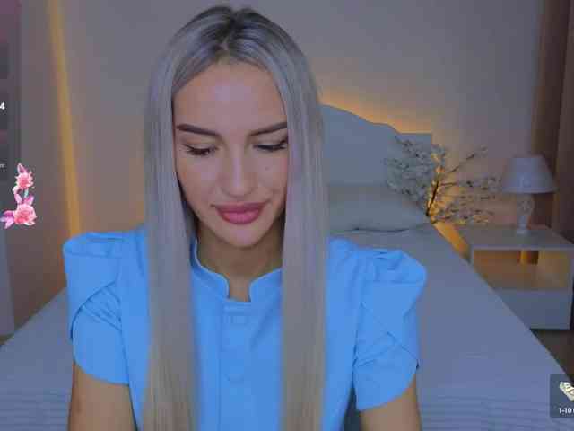 LeilaFlower webcam