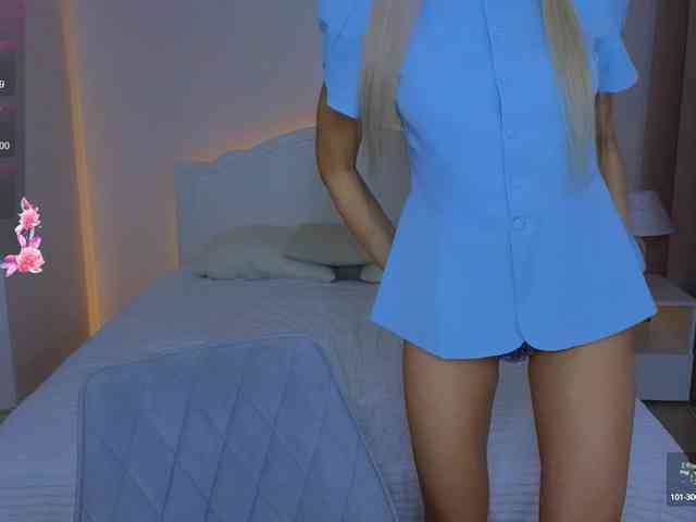 LeilaFlower webcam