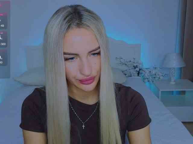 LeilaFlower webcam