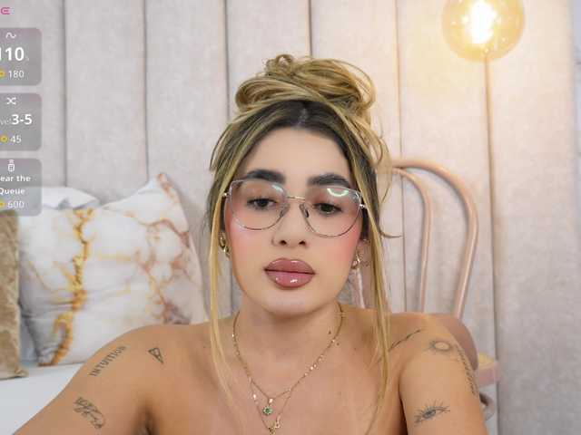 Annyy-Rosse's BongaCams show and profile