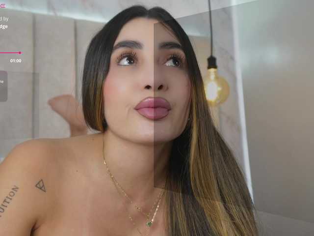 Annyy-Rosse's BongaCams show and profile