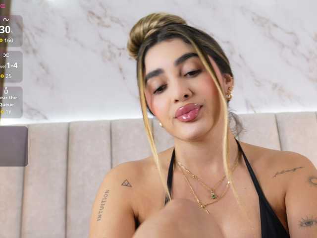 Annyy-Rosse's BongaCams show and profile